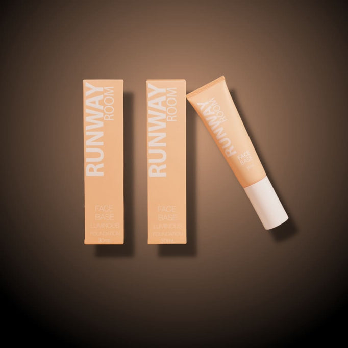 FACE BASE LUMINOUS FOUNDATION - Makeup MAKEUP